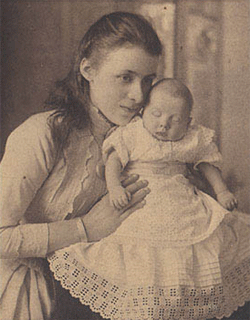 hume810ra Haunted Memories Portrait Böses Erwachen